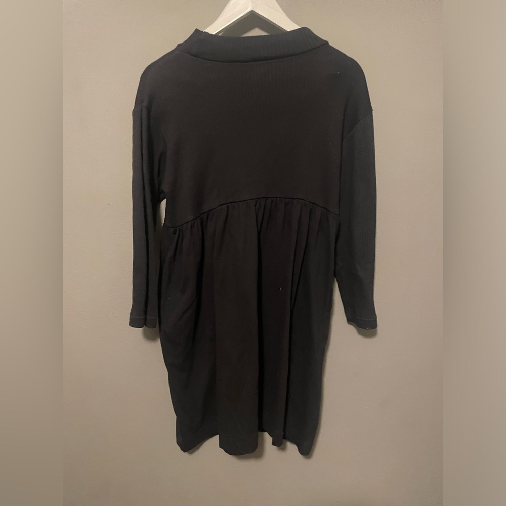 Black Dress with Pockets - Picture 3 of 3